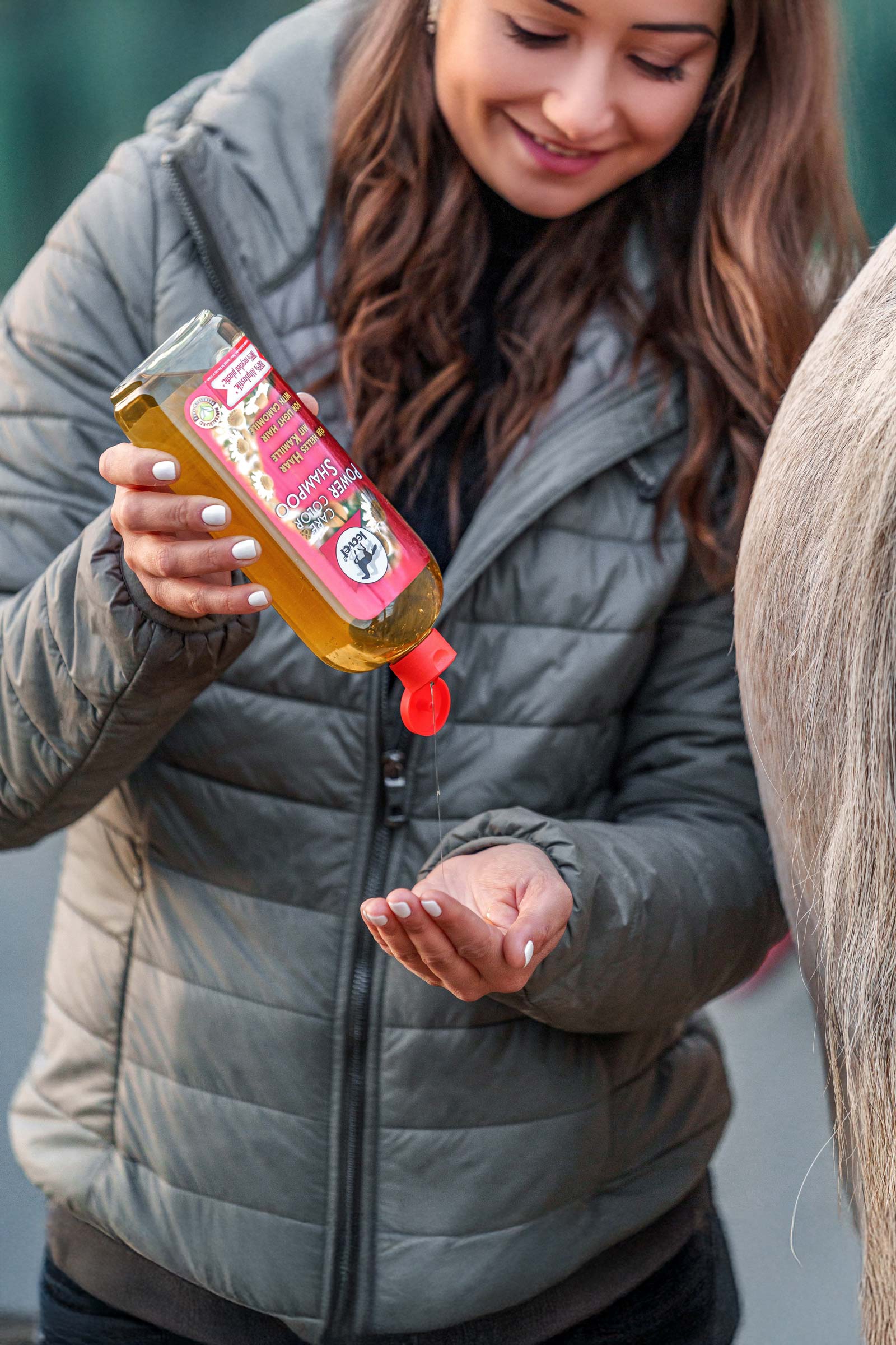 Leovet Power Shampoo med kamille til lyst h&aring;r