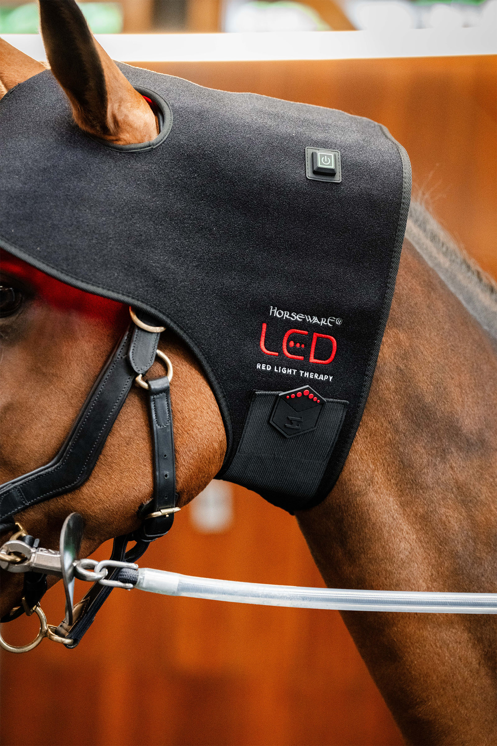 Horseware LED roodlichttherapie nekcap