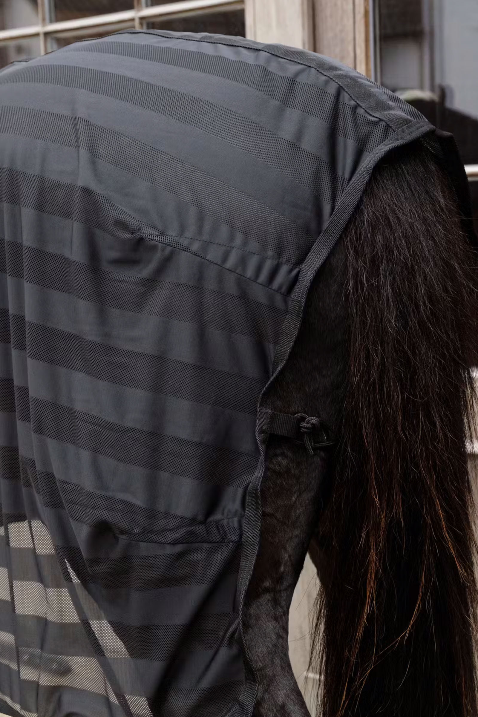 Kentucky Horsewear lichtgewicht gestreepte vliegendeken van mesh