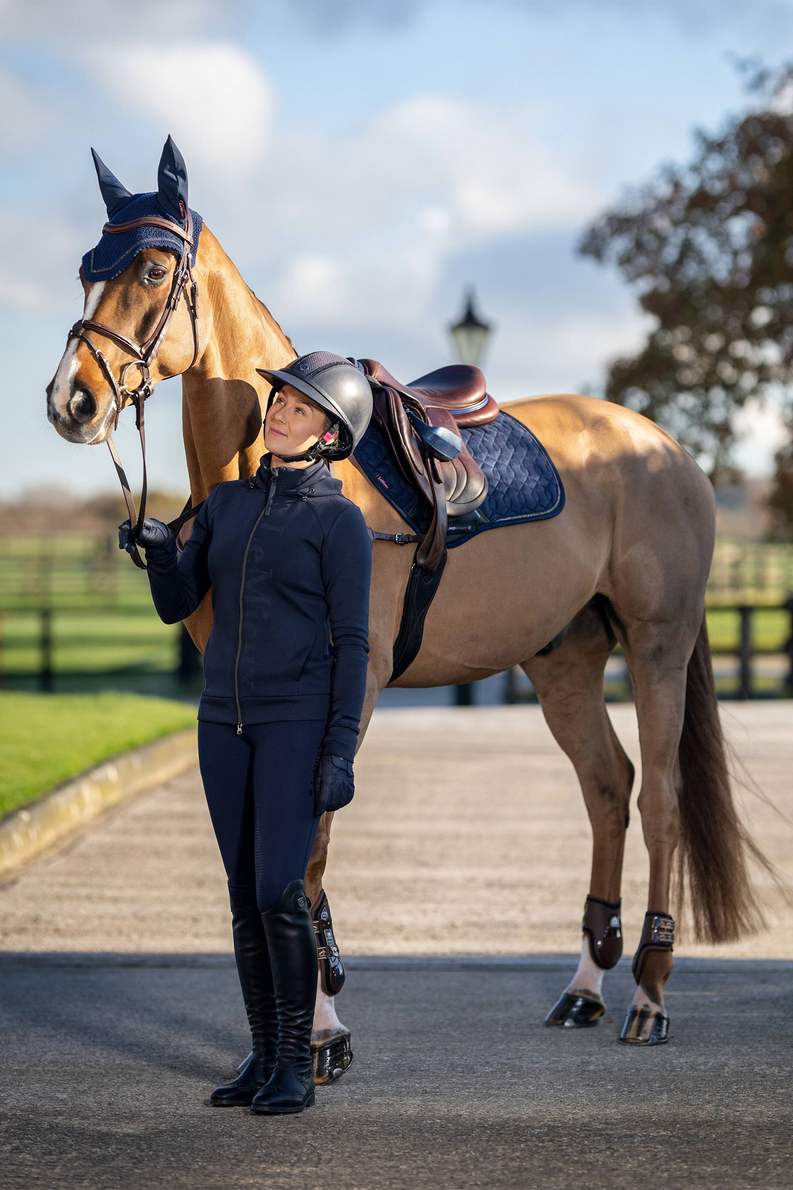 LeMieux Crystal Suede close contact springzadeldek