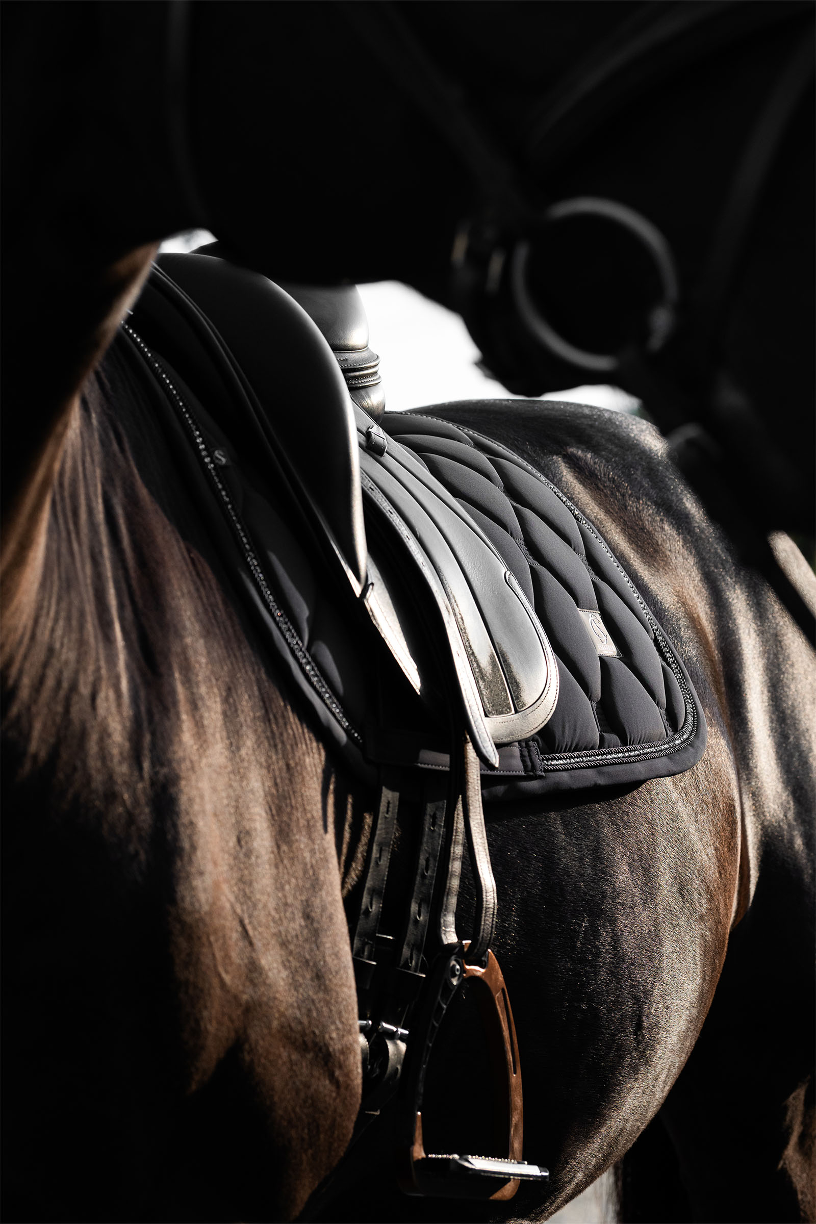 Eskadron Classic Sports SS25 Softshell Crystal dressuurzadeldek