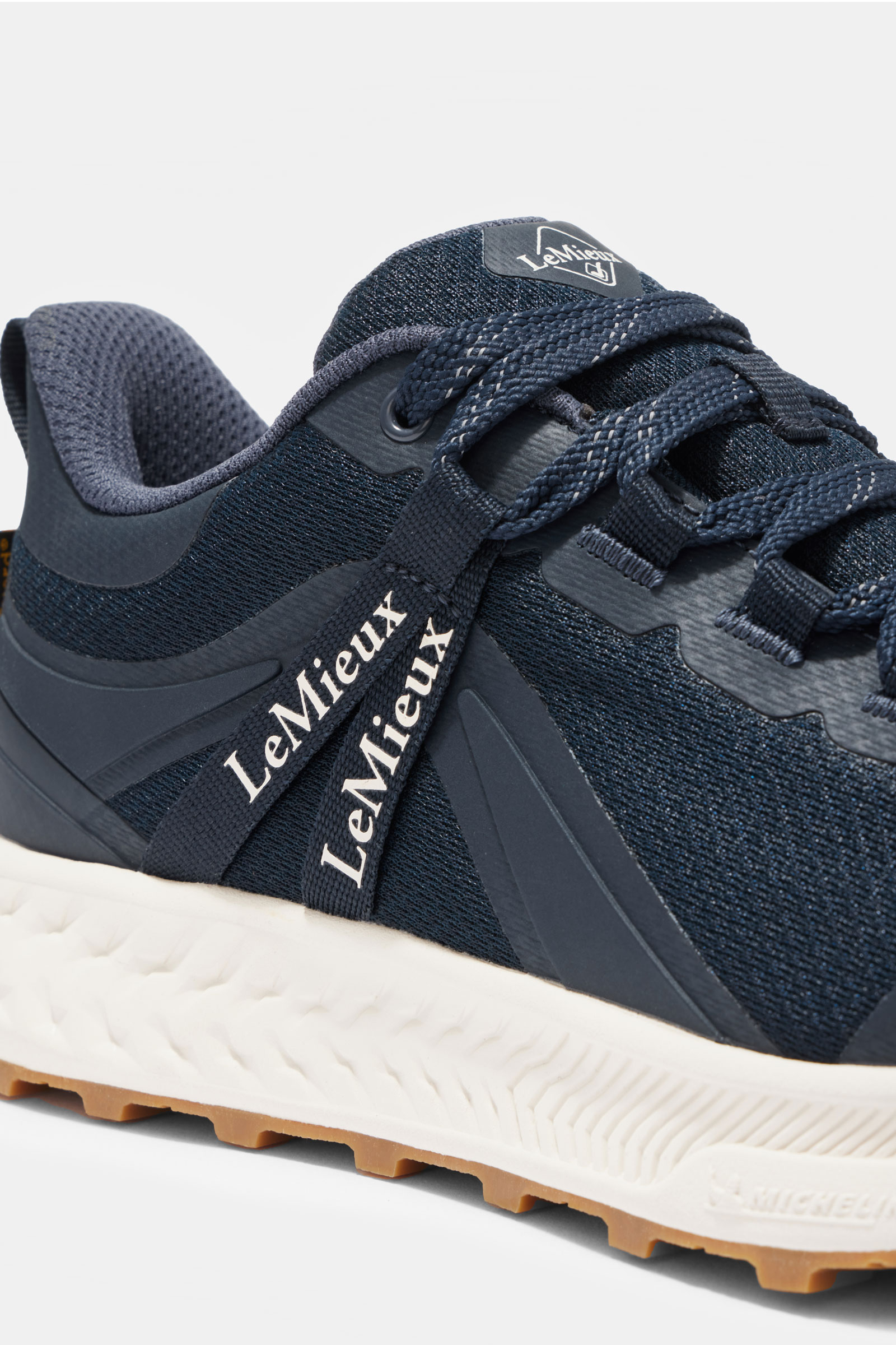 LeMieux Trax Waterdichte Trainer II