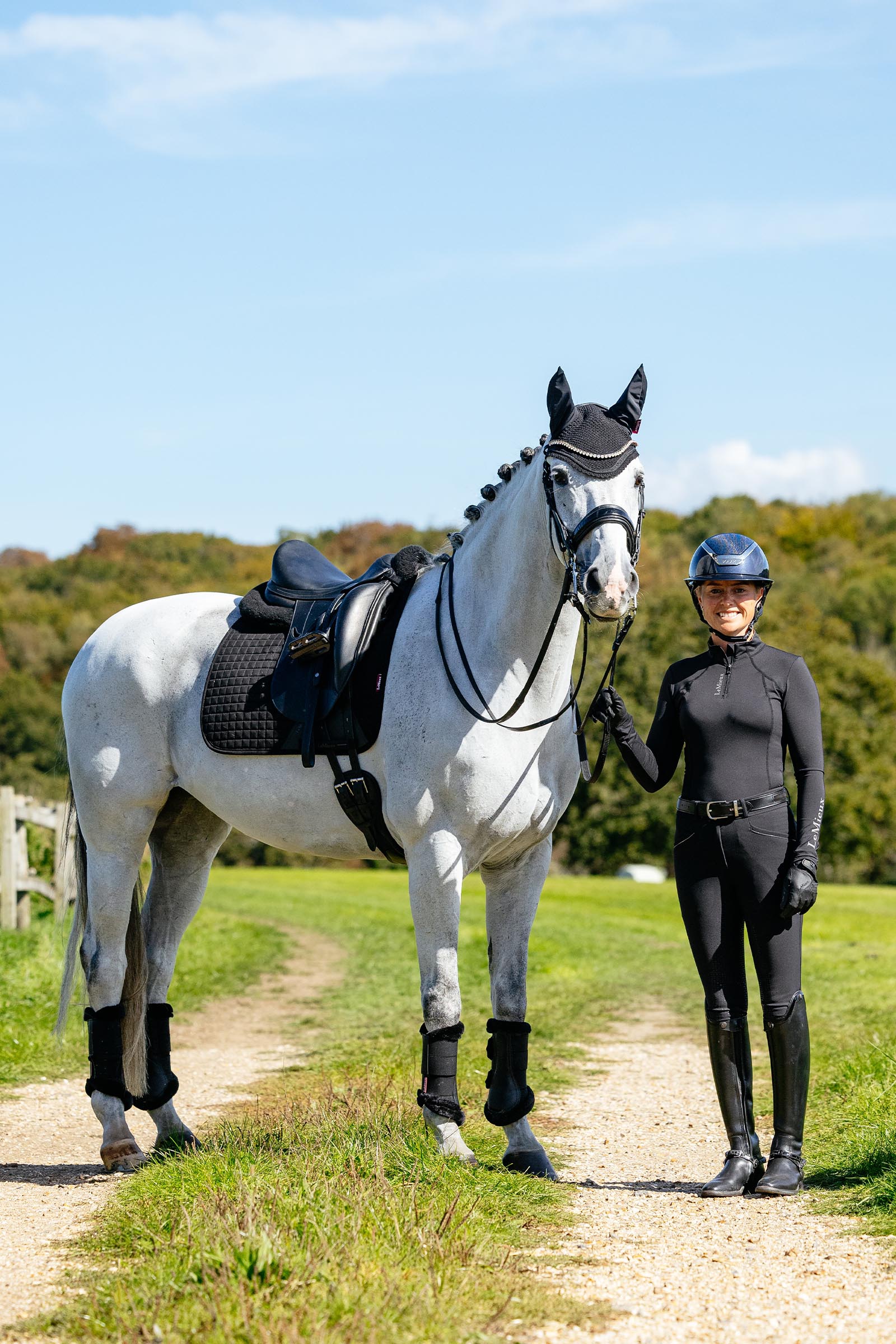 LeMieux Suede dressuurschabrak