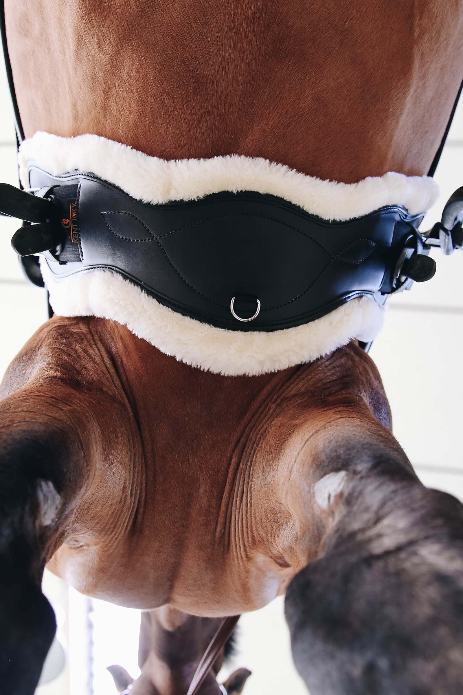 Kentucky Horsewear ANATOMISCHE SINGEL SHEEPSKIN COVER