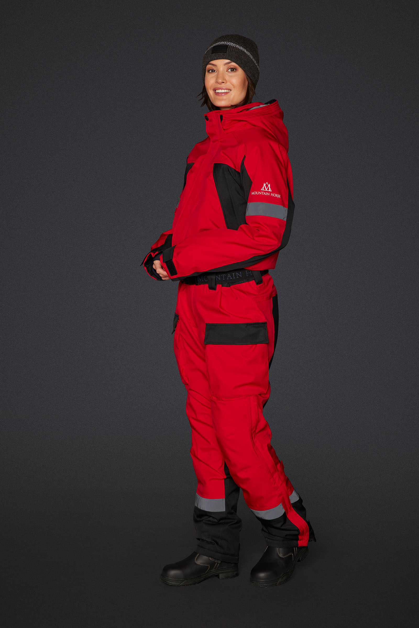 Red / 0700 Mountain Horse Protect overall