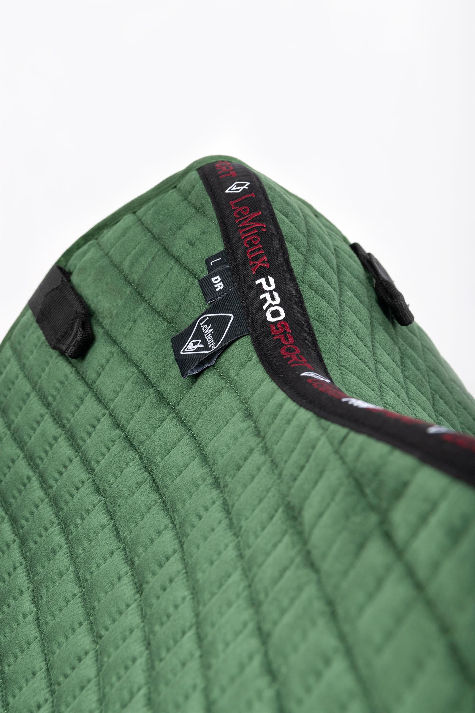 LeMieux Seasonal Luxury Dressuurzadeldek, vierkant