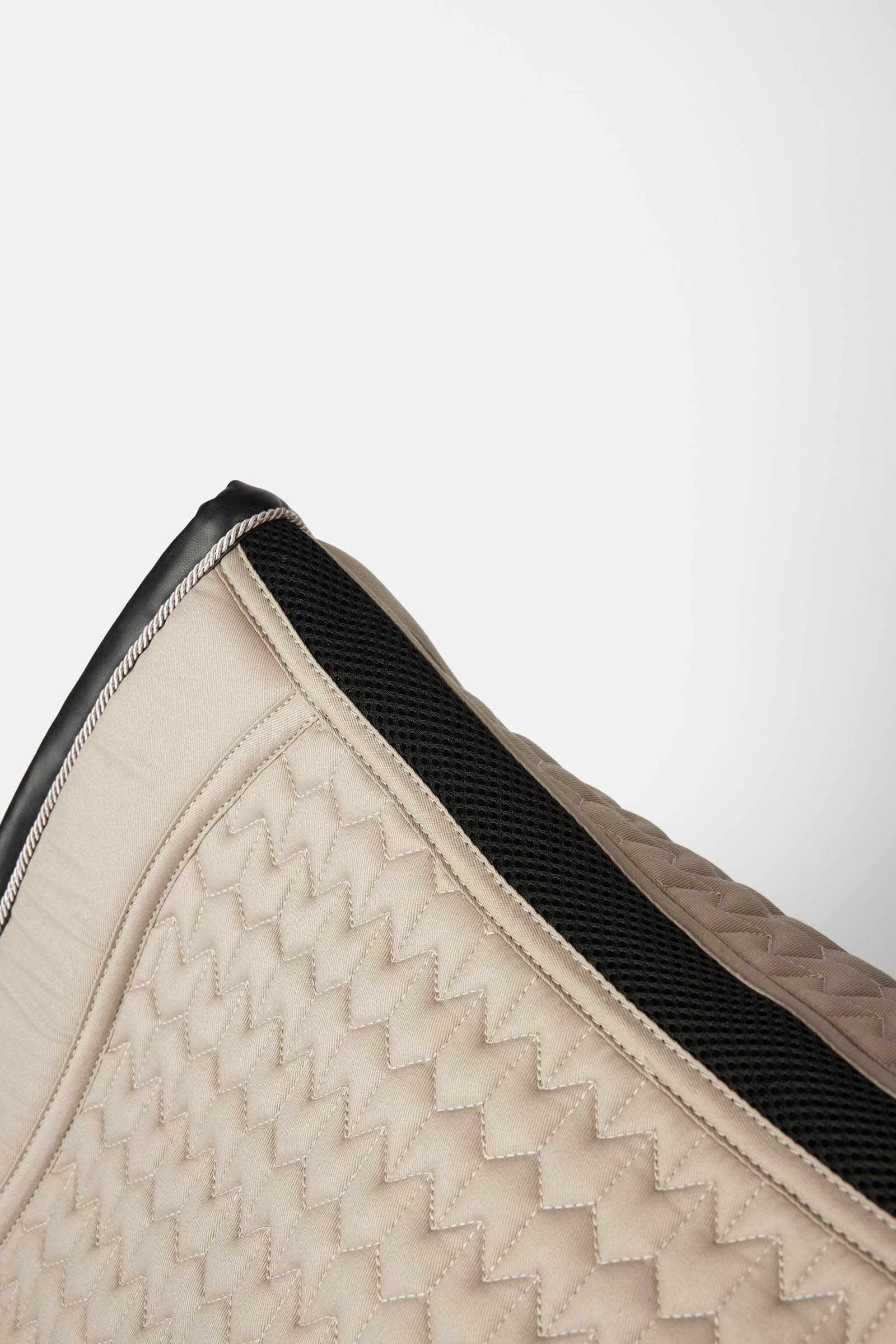 B Vertigo Fusion dressuur zadeldek