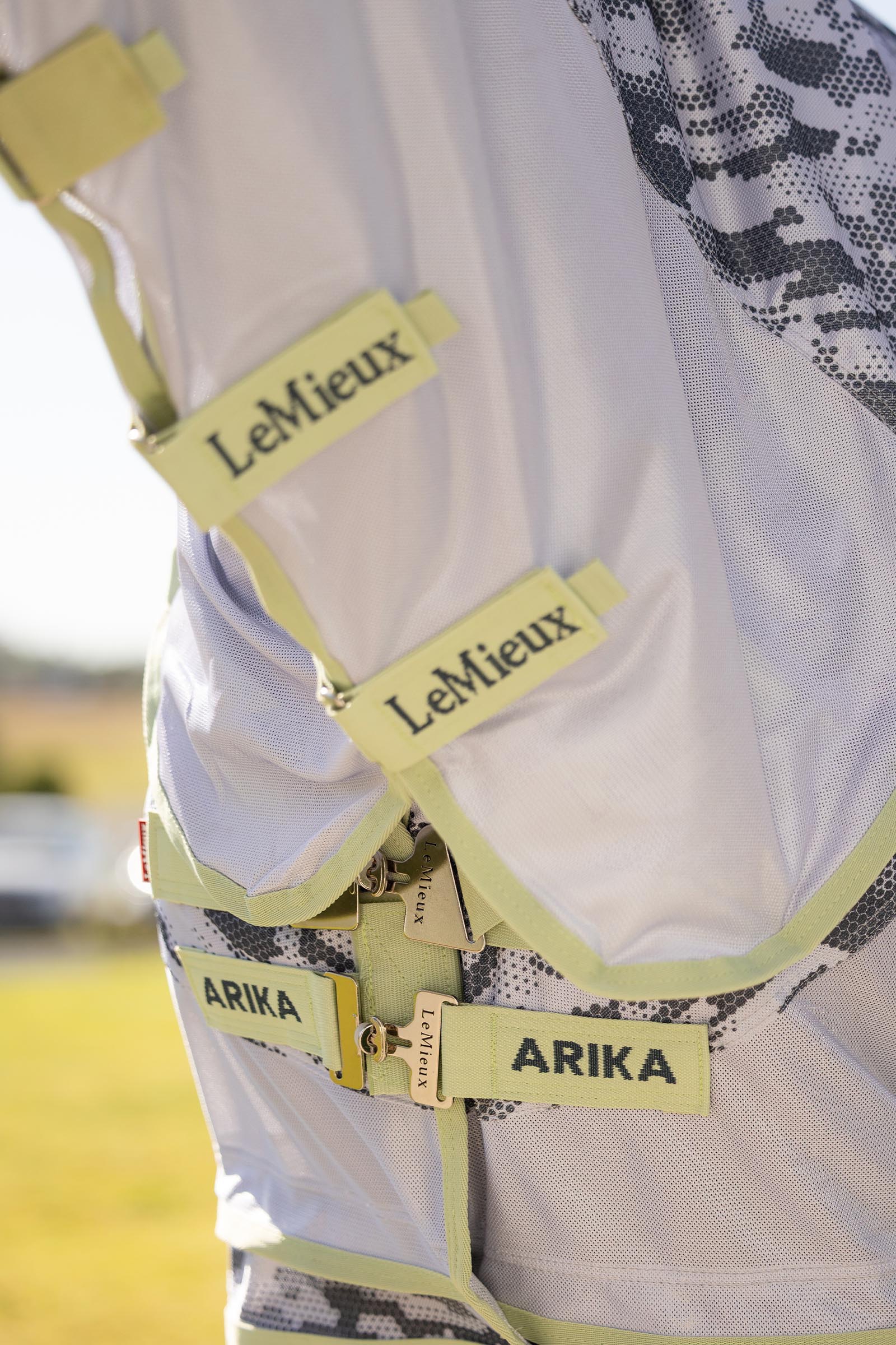 LeMieux Arika Camo-Tek vliegendeken