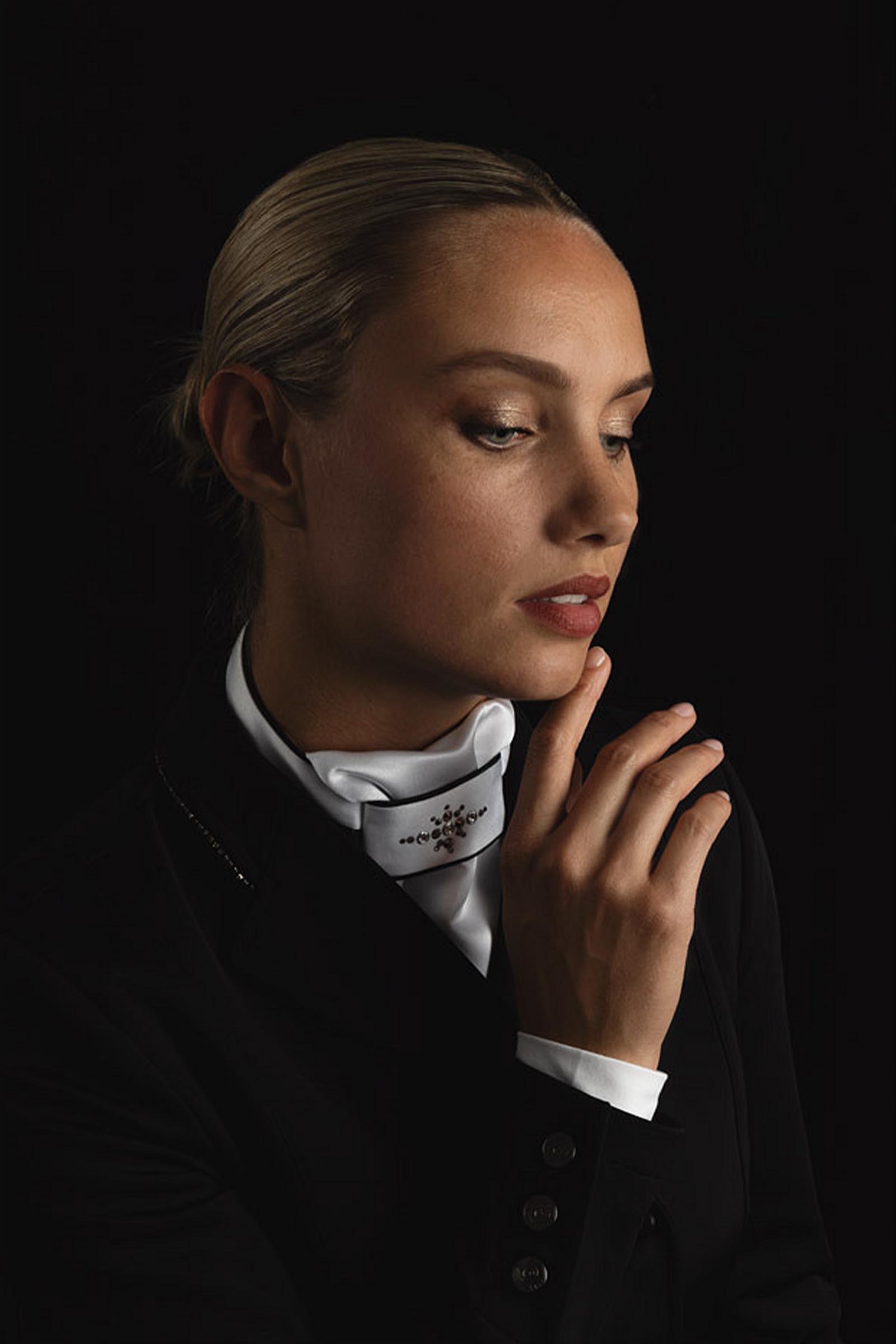 ANKY Competition DeLuxe Dames Plastron met Stenen