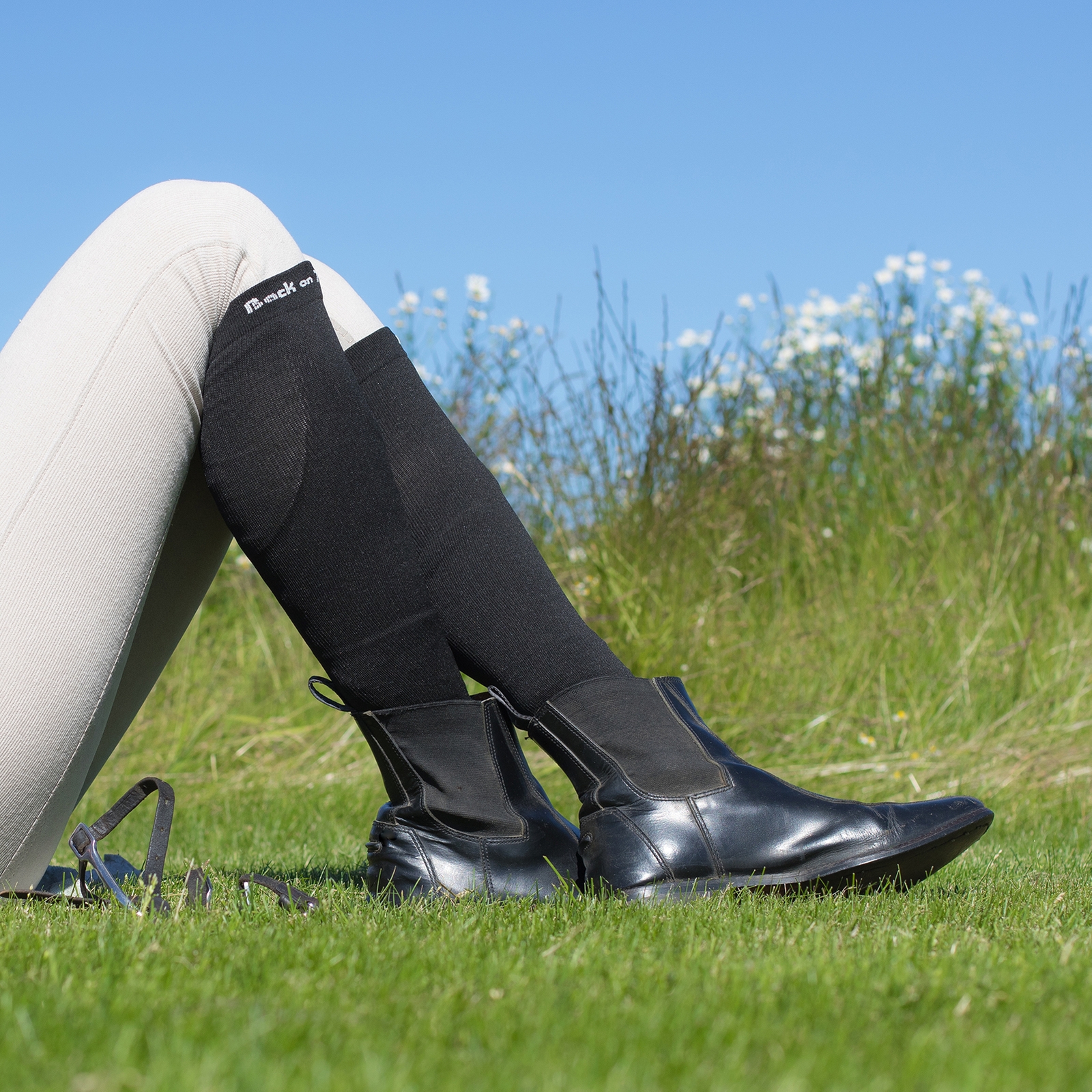 Back on Track Nikki Sok, brede kuit