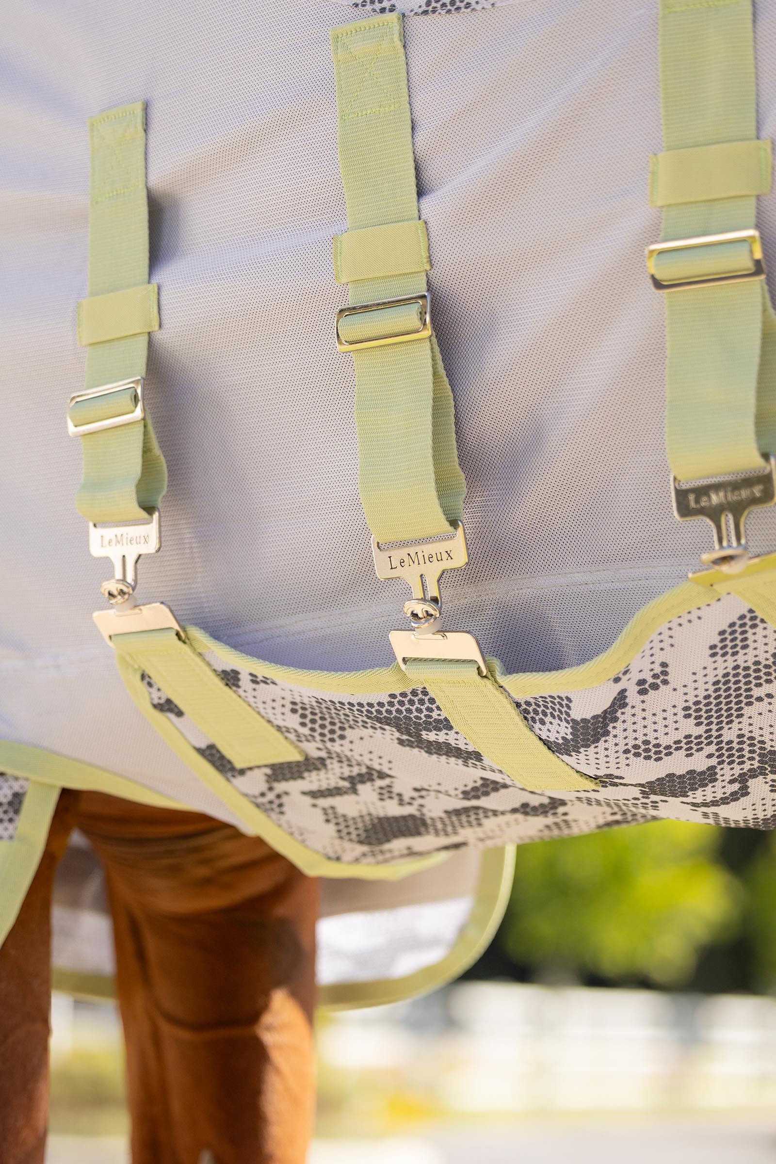 LeMieux Arika Camo-Tek vliegendeken