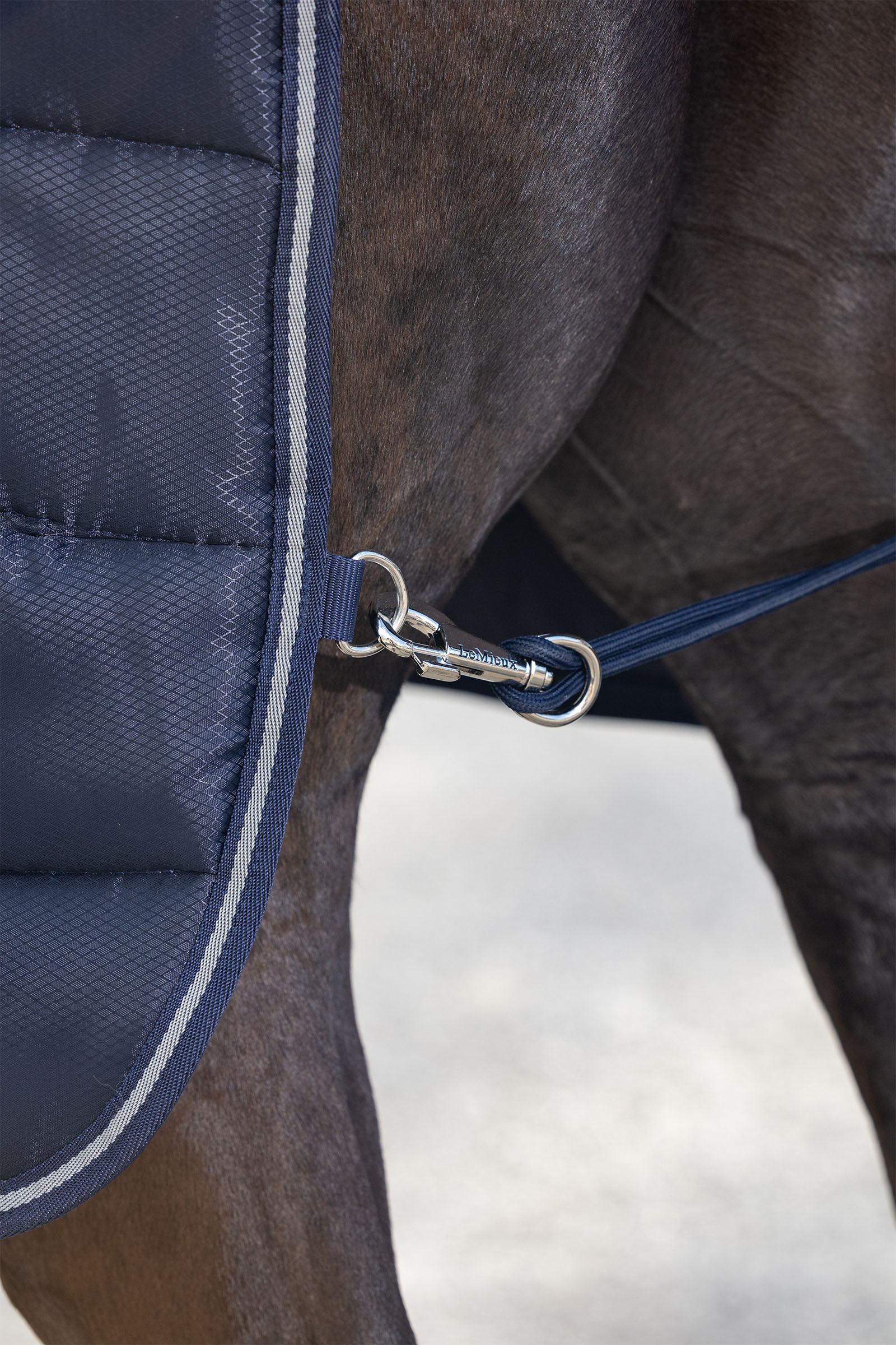 LeMieux Arika Stable-Tek staldeken, 100 g