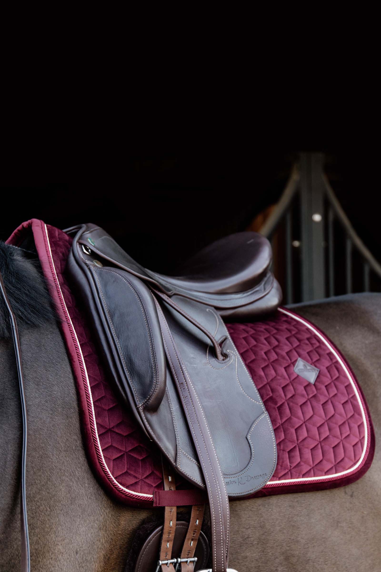 Kentucky Horsewear Velvet Dressuurzadeldek