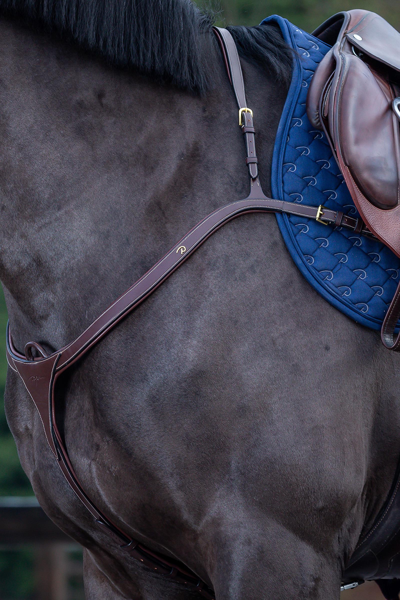 Brown Dy'on D Collection voortuig met lange brug