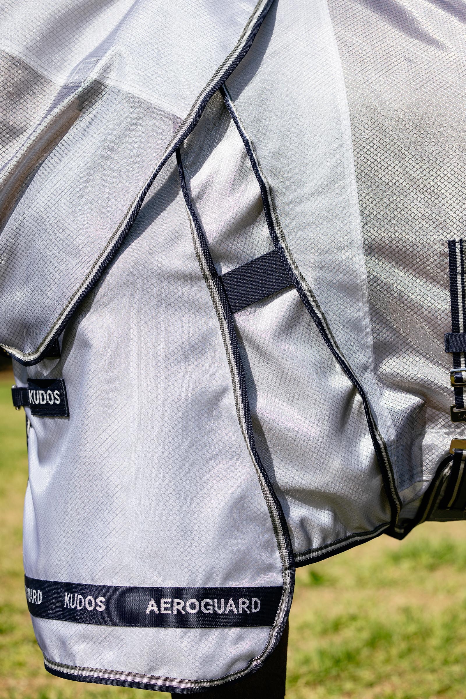 LeMieux Kudos AeroGuard vliegendeken met afneembare hals