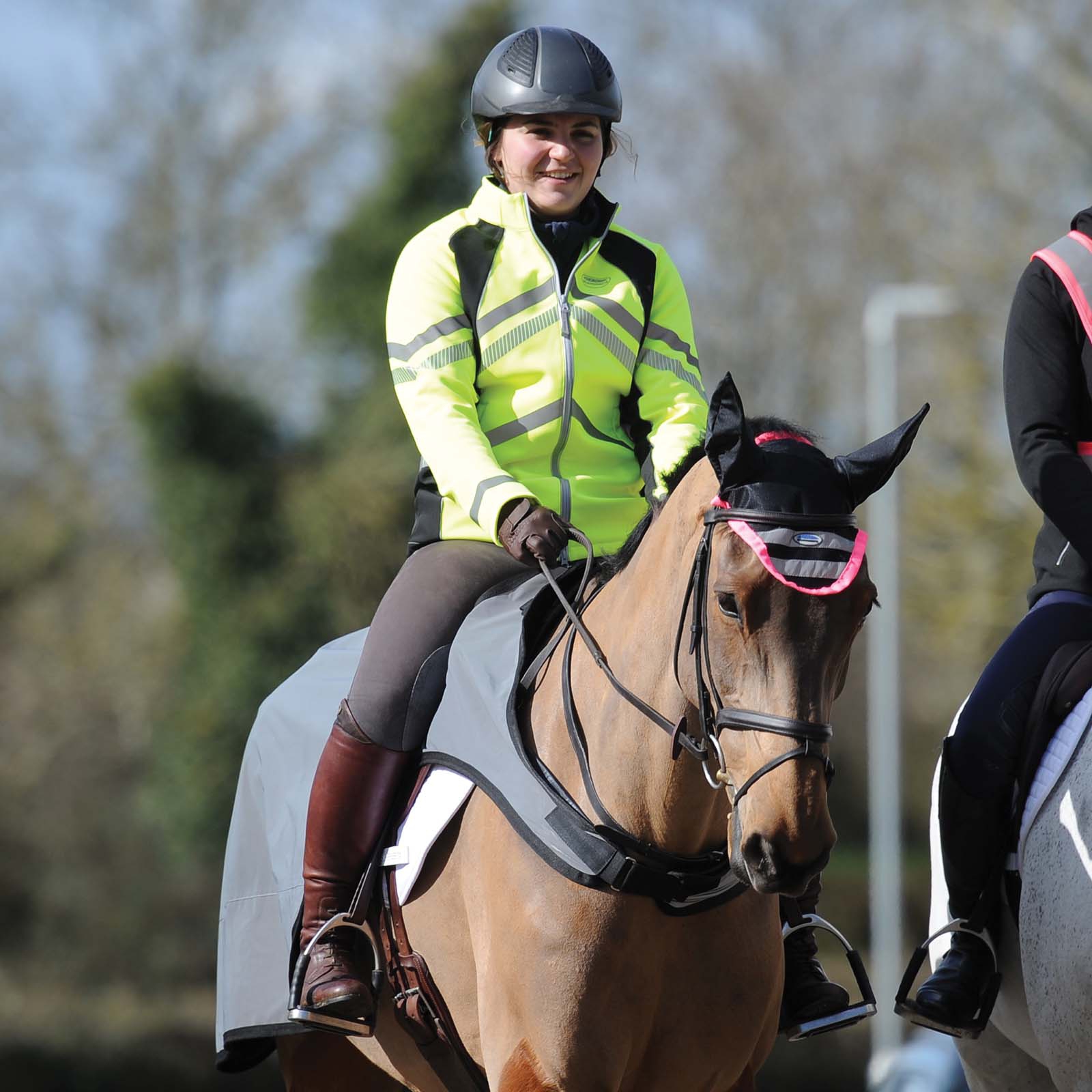 Weatherbeeta Reflective Wrap Around Exercise Sheet