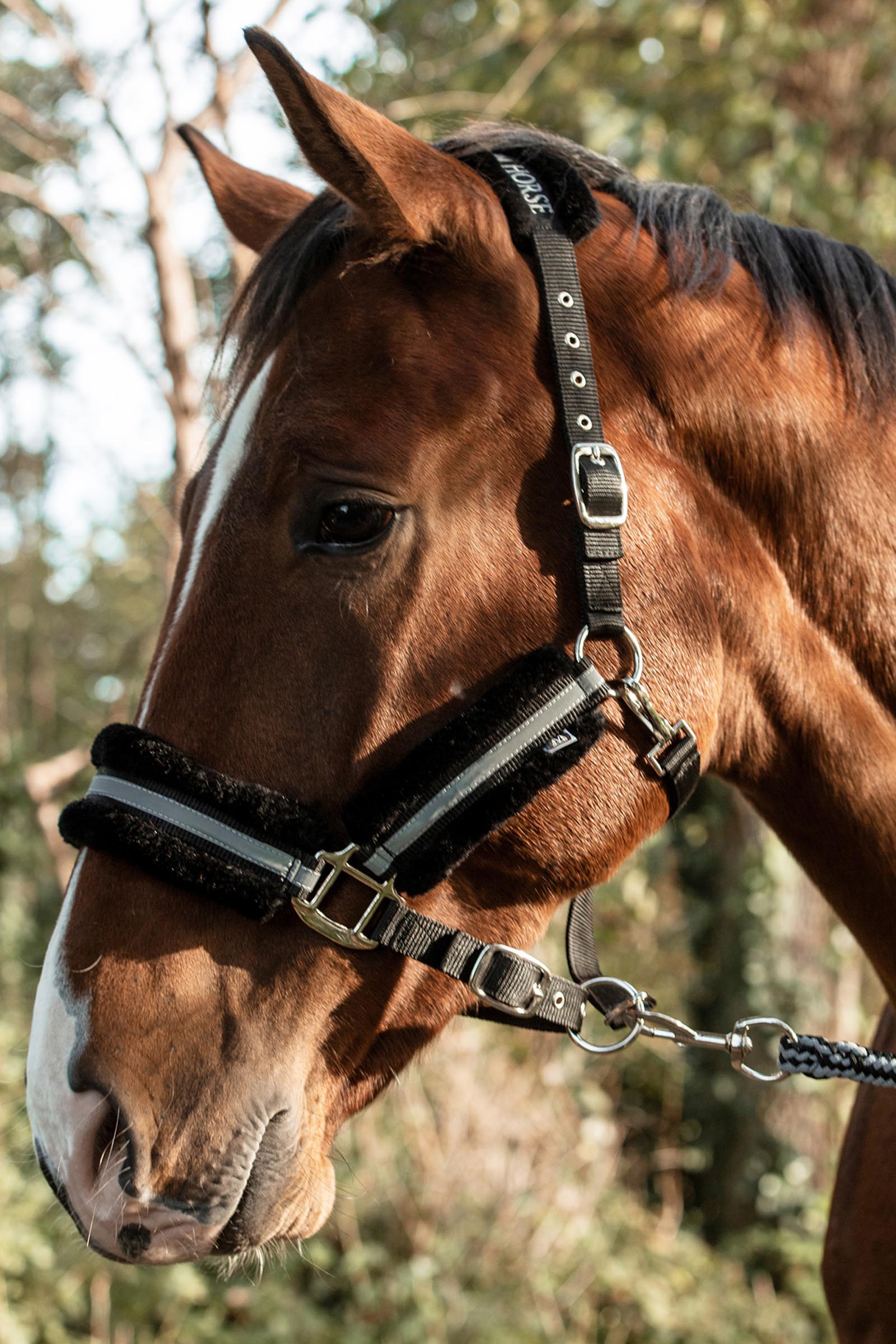 Mountain Horse verstelbaar halster met imitatiebont