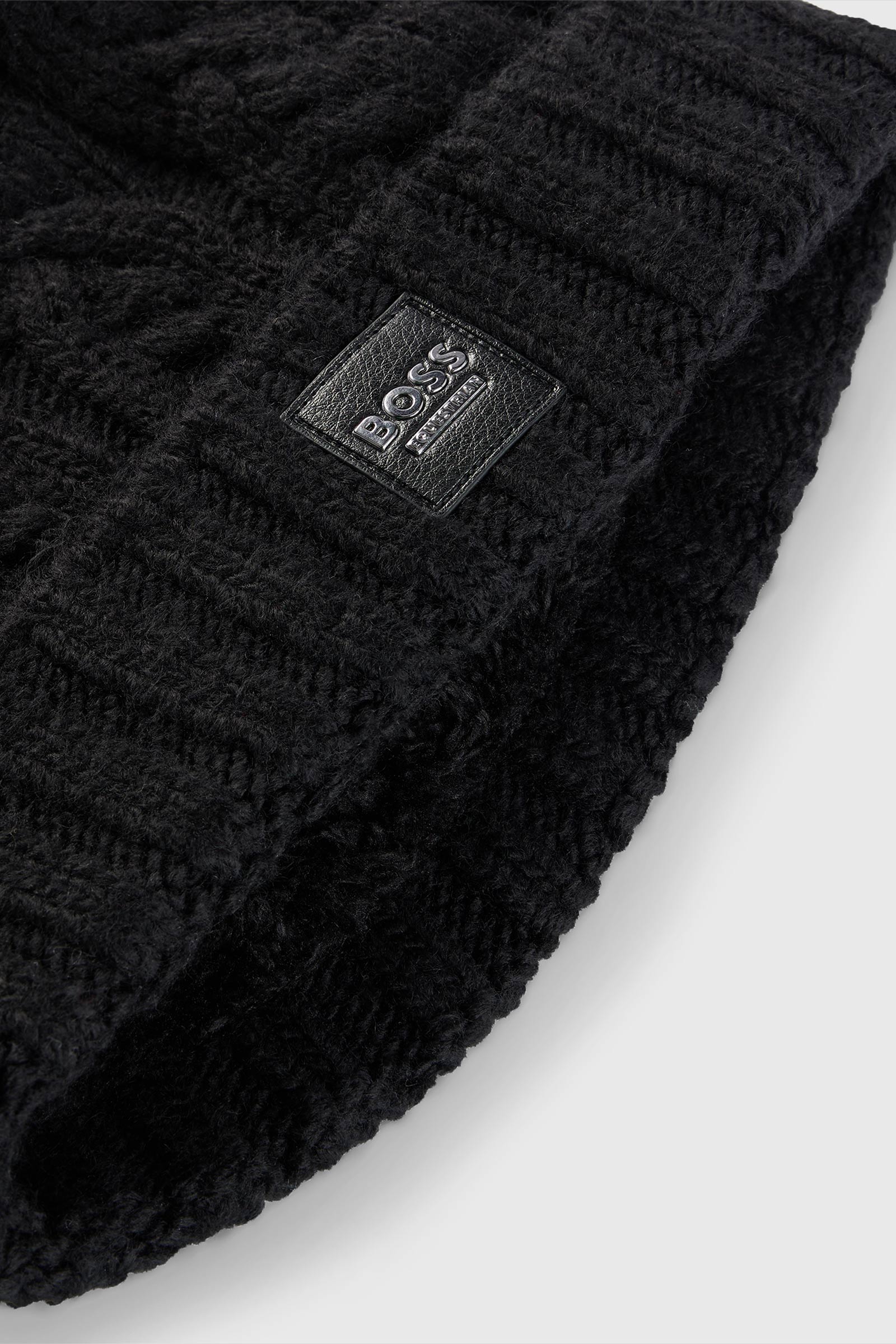 Boss muts met pompon