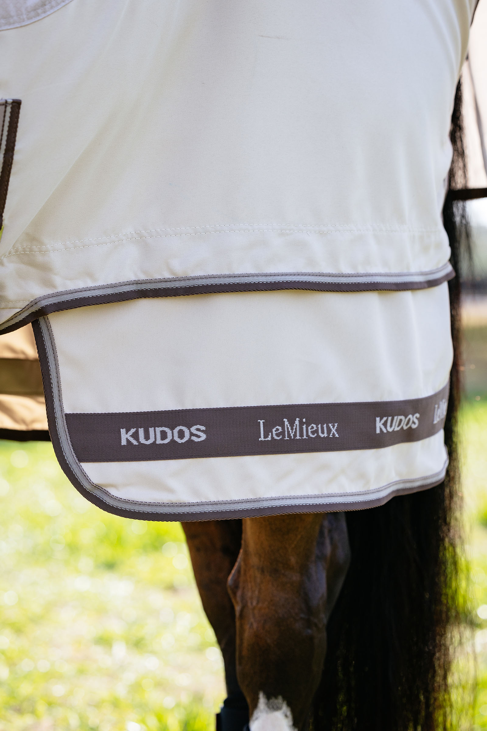 LeMieux Kudos Shower Pro eczeemdeken met afneembaar halsstuk