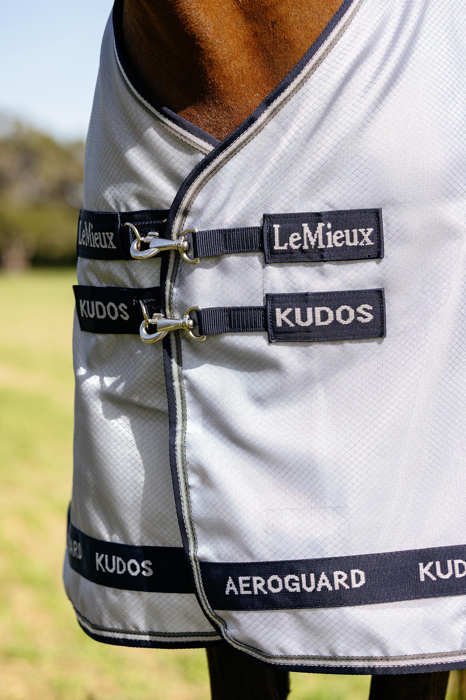 LeMieux Kudos AeroGuard vliegendeken met afneembare hals