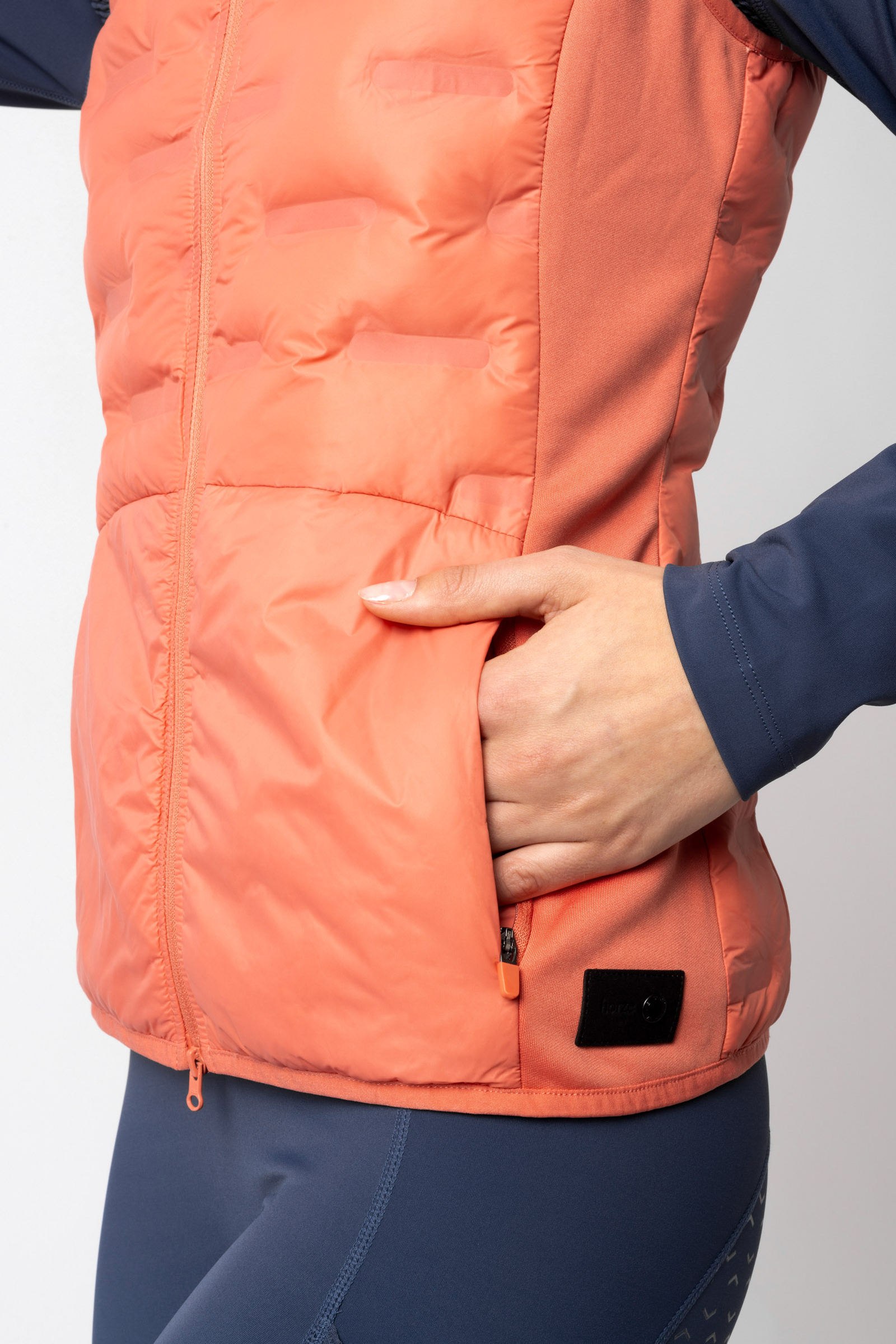 Horze Adela licht gevoerde functionele bodywarmer, dames