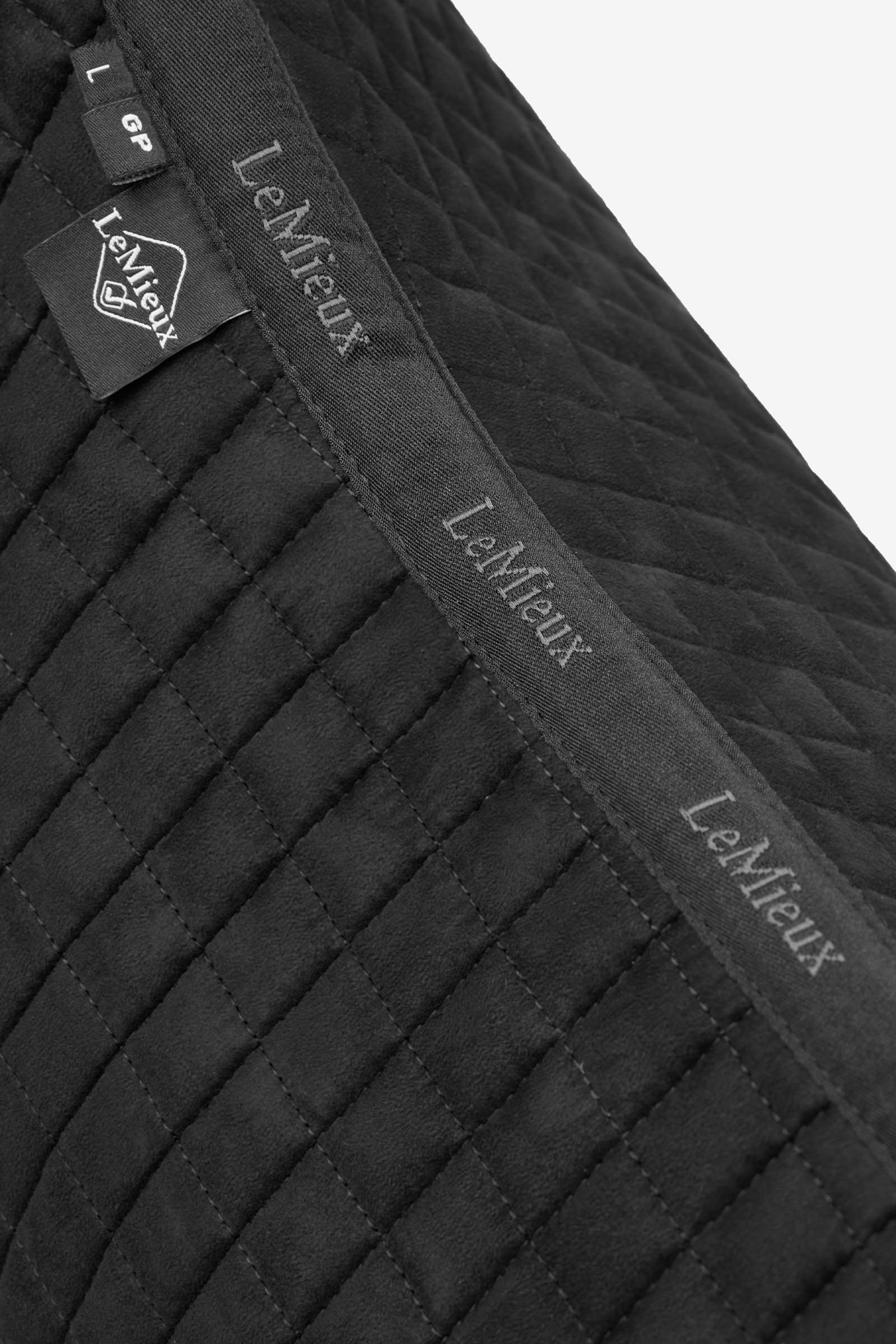 LeMieux Suede Close Contact springschabrak