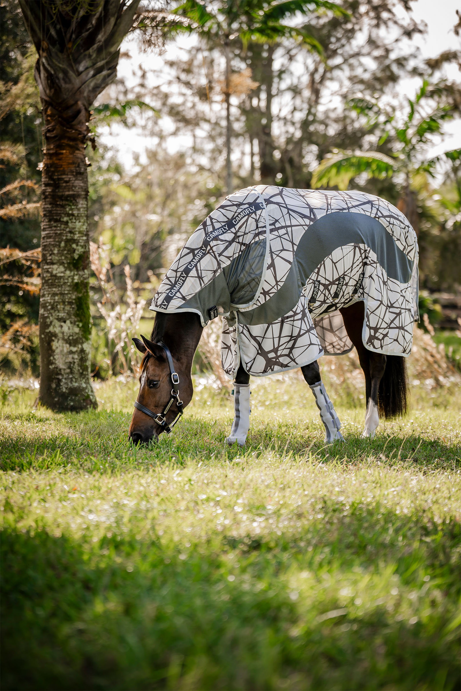 Horseware Amigo CamoFly vliegendeken met afneembaar halsdeel