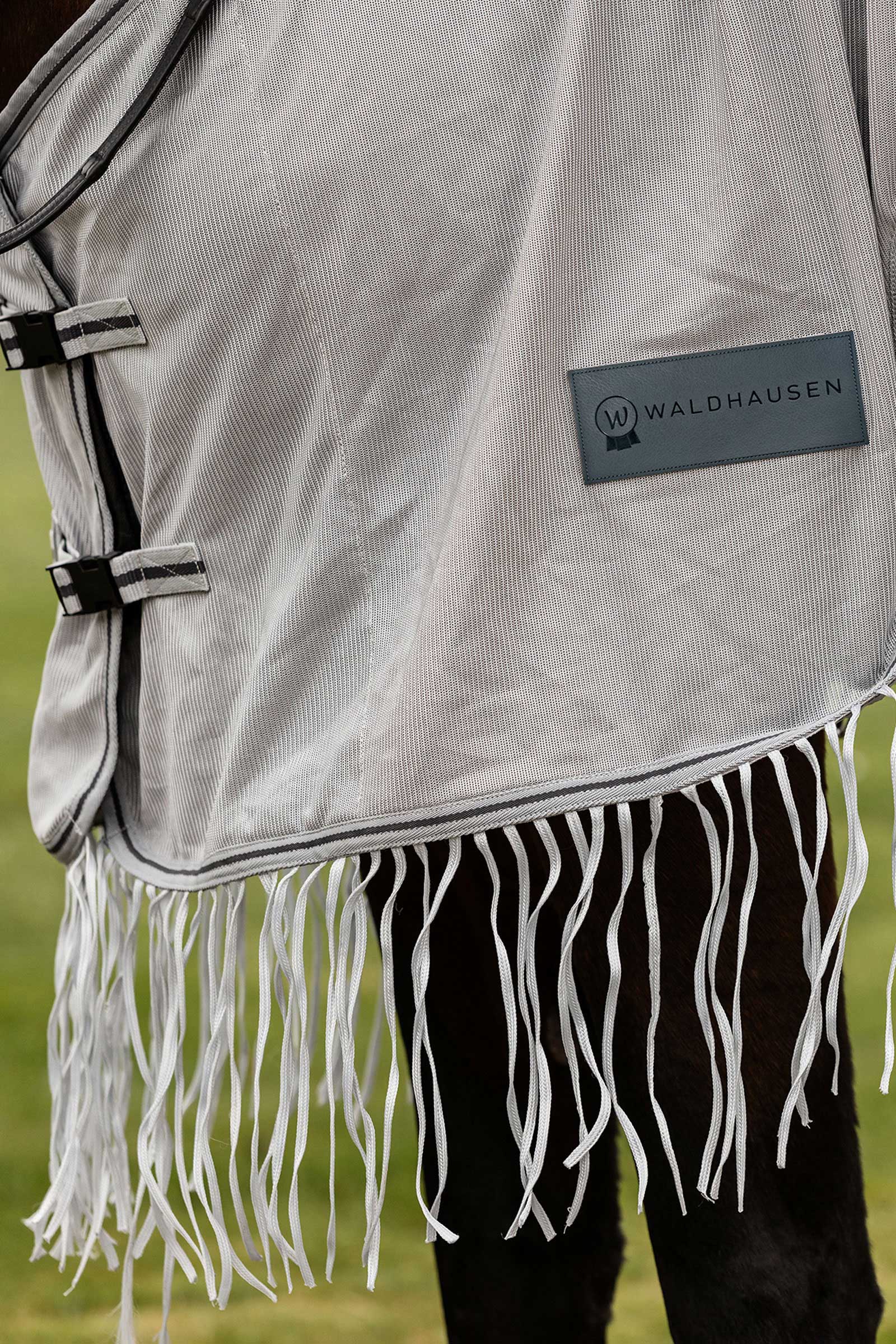 Waldhausen Protect vliegendeken voor het rijden met franjes