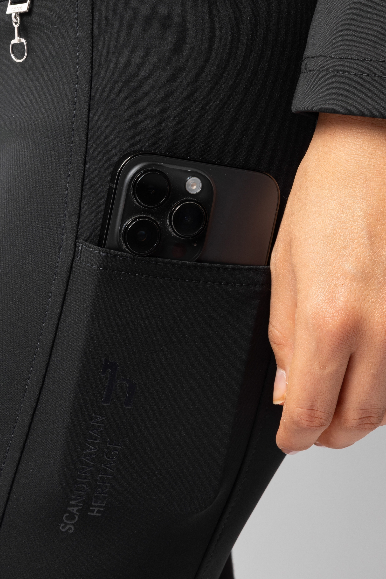 Horze Leonie fullseat rijbroek voor dames met vegan su&egrave;de